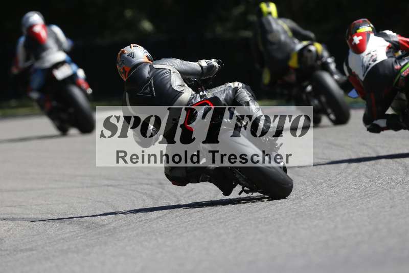 Archiv-2025/42 07.08.2025 Peter Studer Girls Day ADR/Gruppe orange/backside